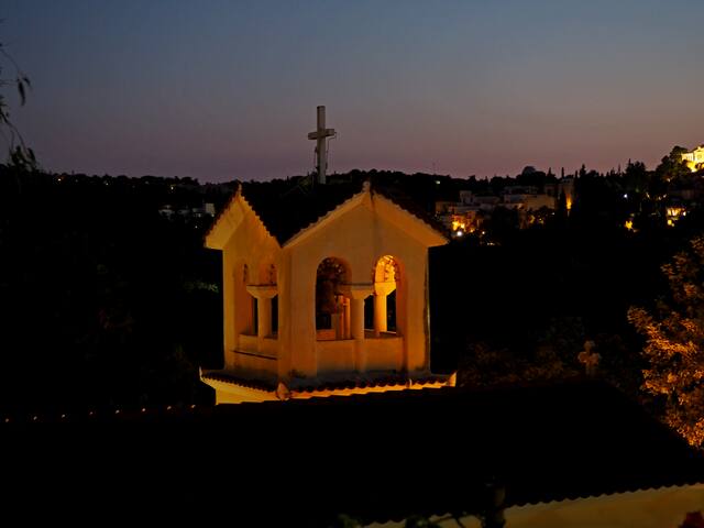 An alternative under Acropolis hill gallery image 4