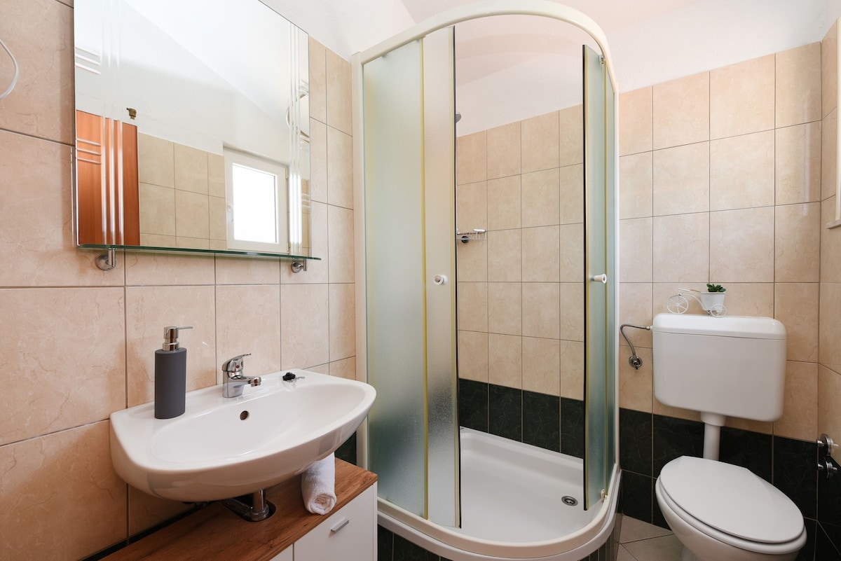 Ap7 · Family apartment with balcony partial seaview