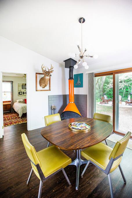 Dining table with leaf