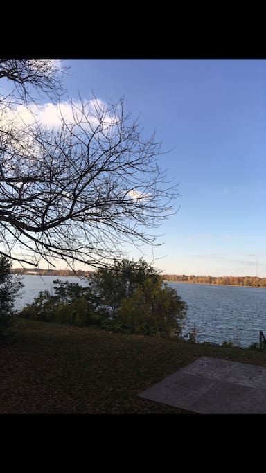 Breathtaking River-View