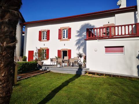 Maison CHALBONIA Ursuya