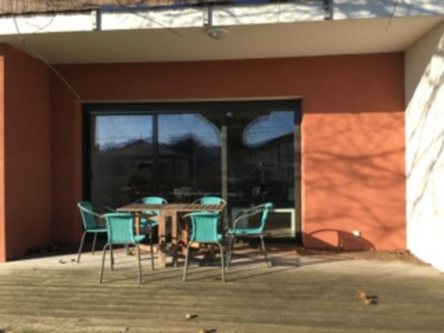 Terrasse vue du jardin