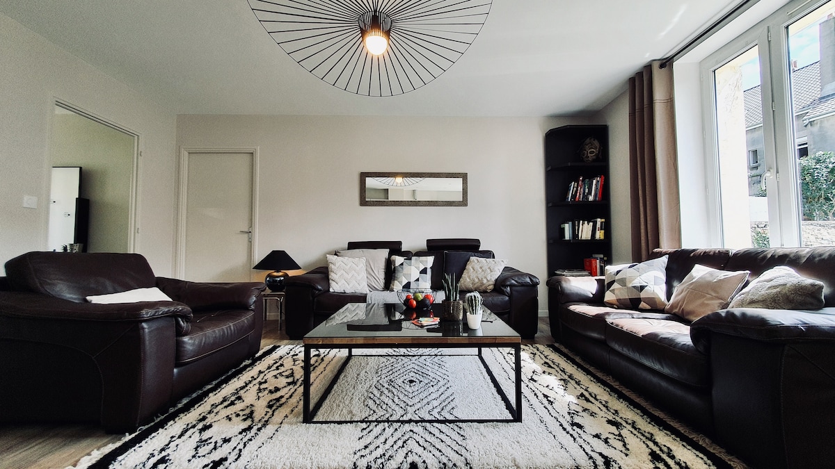 Airbnb performant: "L'imprévue", standing at the foot of Notre-Dame à Boulogne Sur Mer