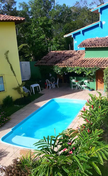 Área de lazer, piscina com prainha