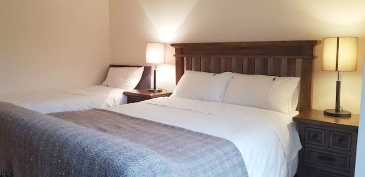 Suite Ethan con tre camere da letto: letto king-size e letto singolo