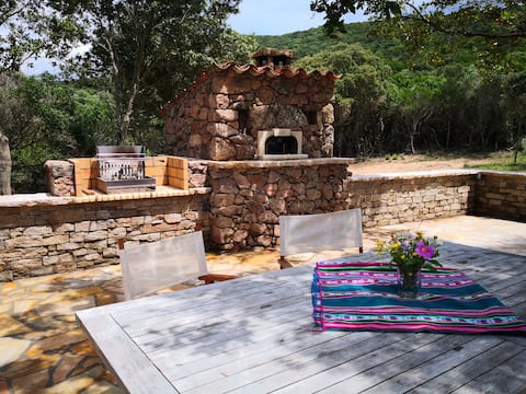 Popular Airbnb listing: Terzanila sheepfold in Coti Chiavari