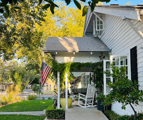 Citrus Executive Farmhouse Downtown+Summer “Pool”
