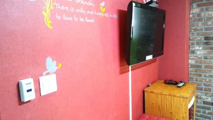 5 People Room - Seoul