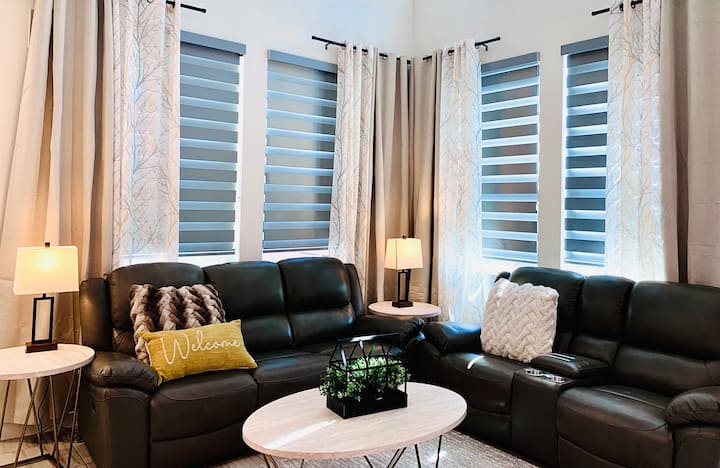 Modern 4 Bedroom 3.5 Bath House In Urban Millenia - Chula Vista, CA