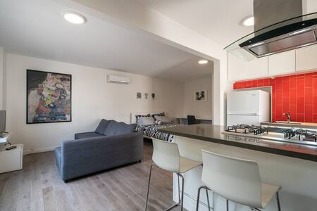 Newly Remodeled Modern Studio in Burbank, CA