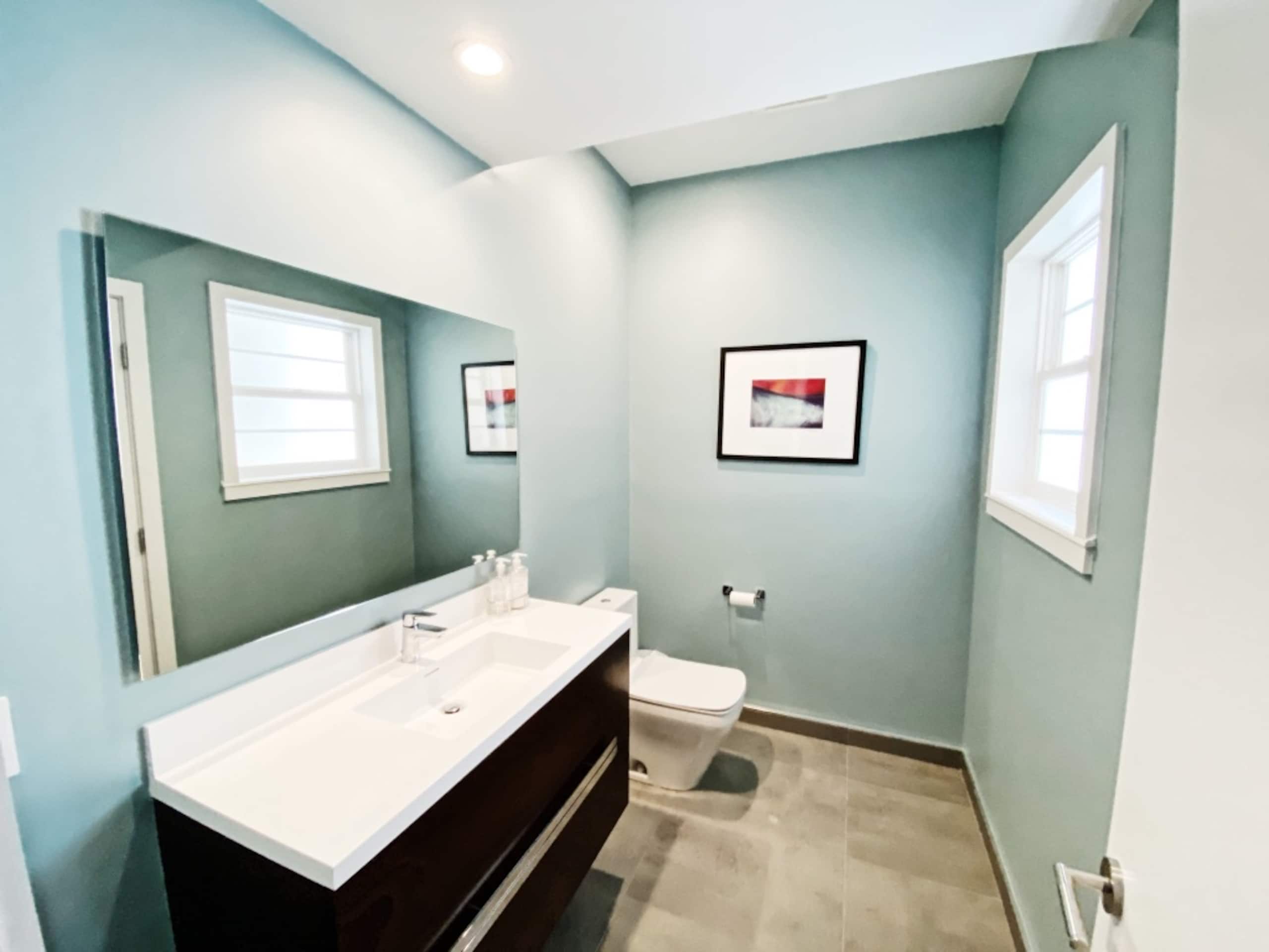 Condo in San Francisco · ★4.91 · 4 bedrooms · 4 beds · 4.5 baths - Image 24