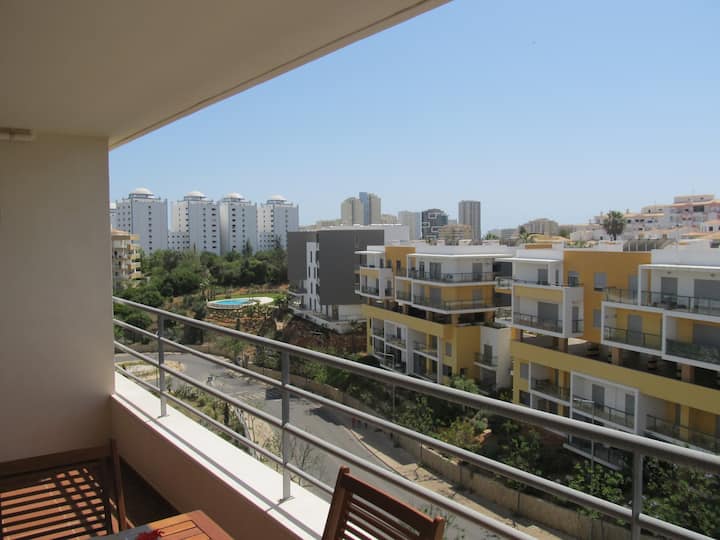 Vera Beach House, Große 2-zimmer-wohnung Von Ihrem Gastgeber Emiel - Portimão