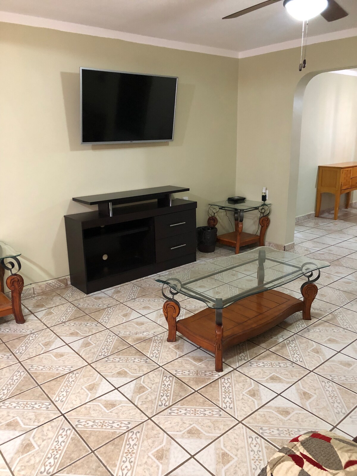 Anuncio de Airbnb popular: CASA VILLA DEL SOL, 7 minutes from the pier and beach. en Sonora