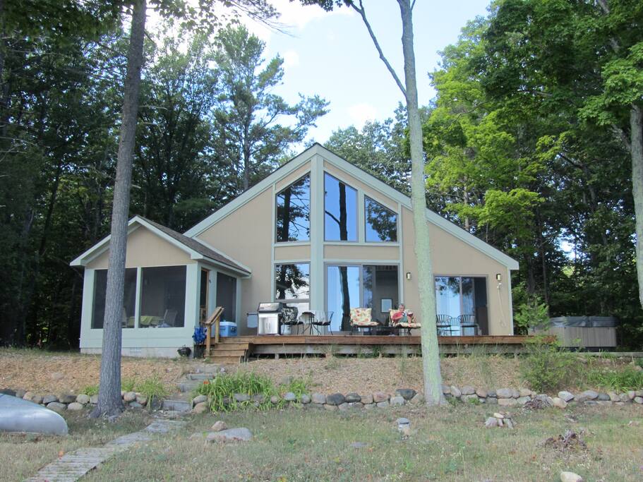 Fabulous Traverse Bay Lake House Houses for Rent in Northport