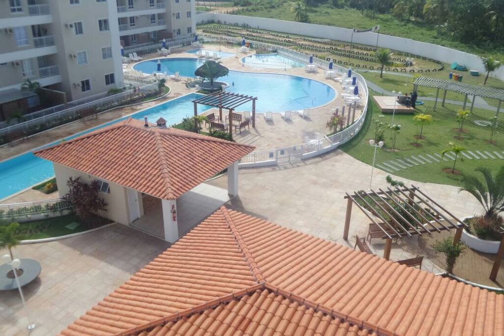 Vista aérea das piscinas