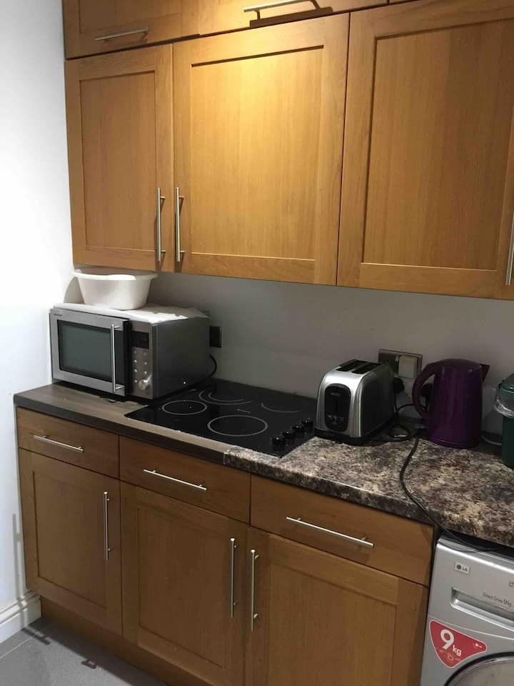 Large Guest Suite - Oxford
