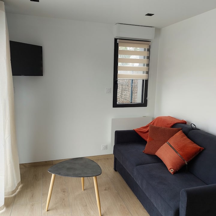 منطقة جلوس بسرير أريكة