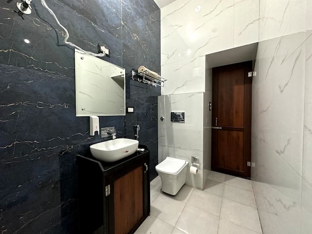 listing_image