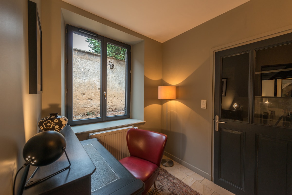 Top Airbnb: Gite de la Fée Haute standing for 10 people in Beaune