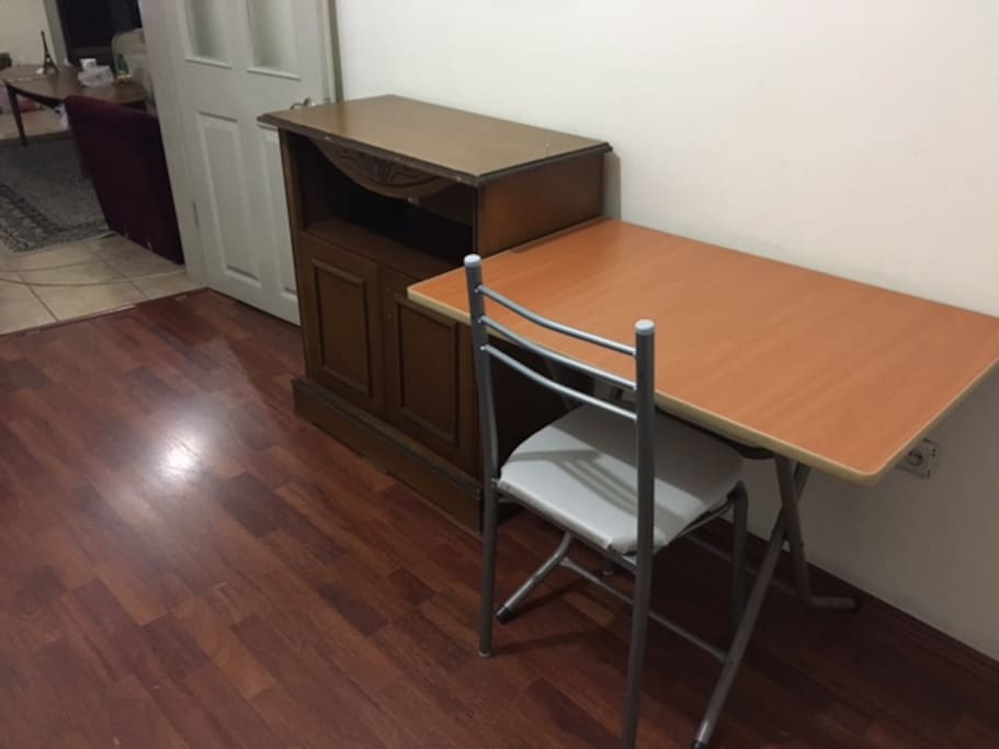 room 1 table