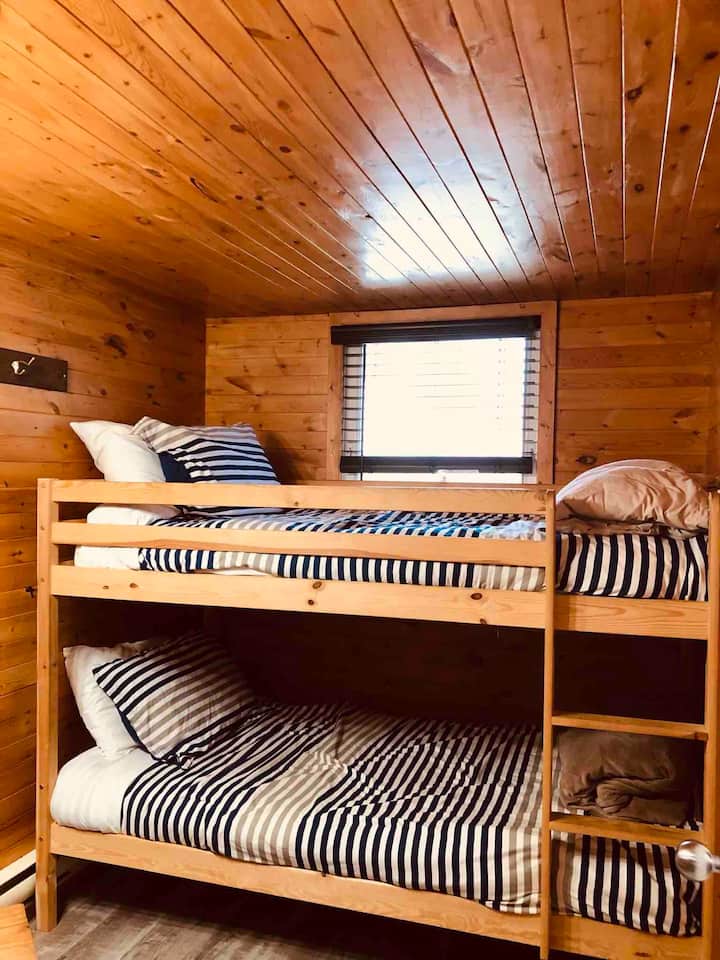 3rd bedroom bunks