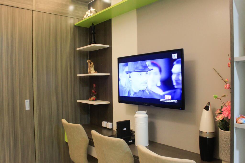 Living room,Cable Tv and Wifi Internet