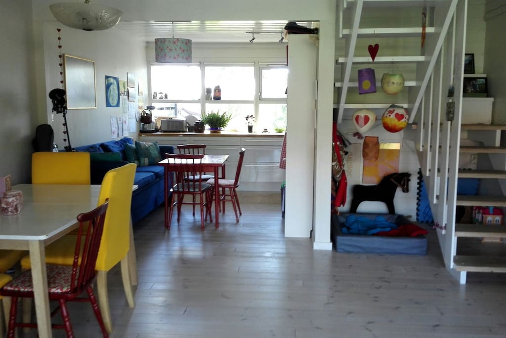 Living room, view to the kitchen