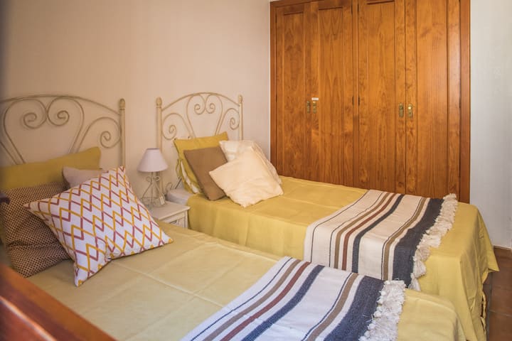 საძინებელი 2