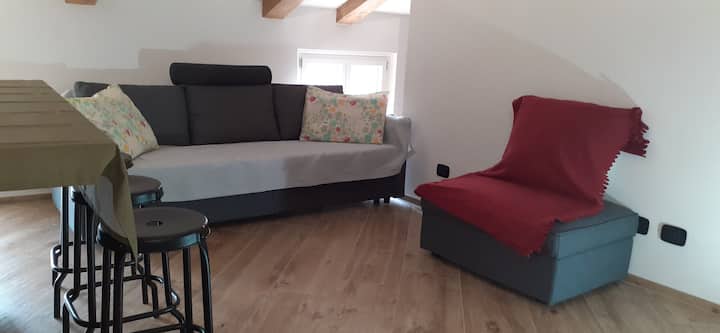 La Soffitta Di Tommy: Mansarda In Centro Storico - Albenga