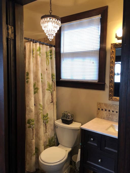 Sweet little lavatory.