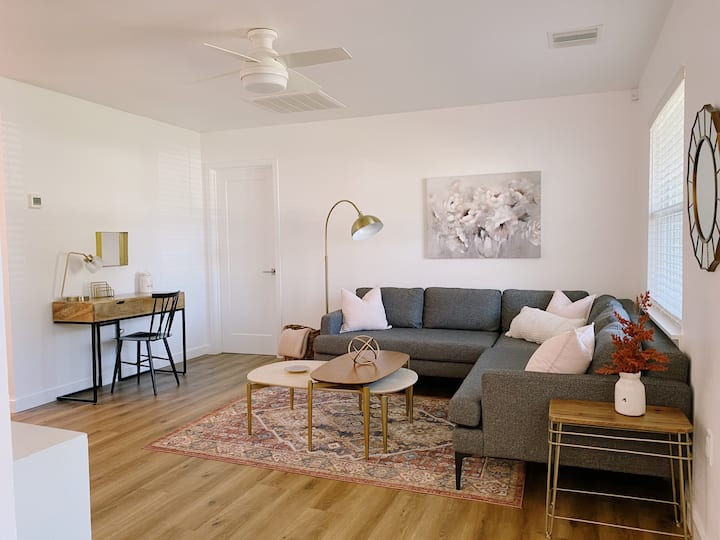 Oviedo Home Near Ucf & Orlando | Sleeps 8 - Oviedo, FL