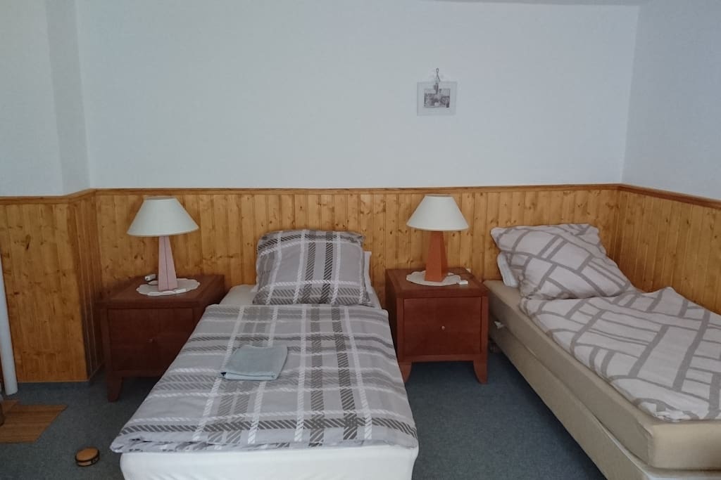 Dreibettzimmer