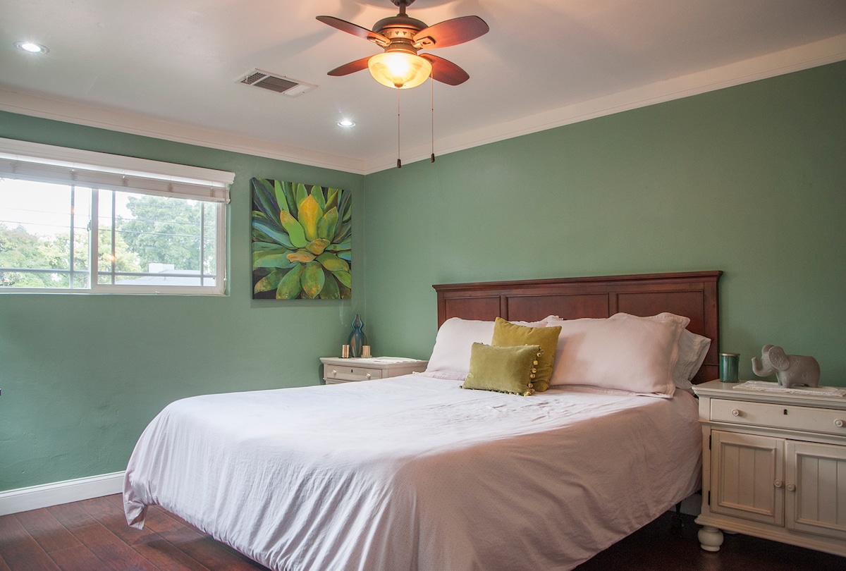 საძინებელი 1