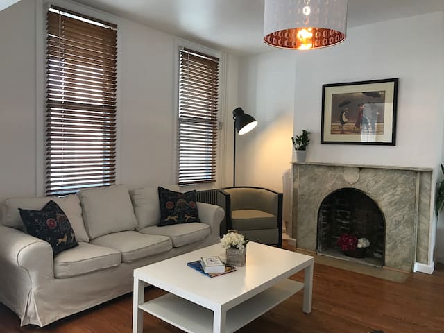 Beautiful Private Home -minutes from NYC!