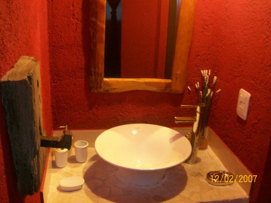 BAÑO CON ANTEBAÑO
