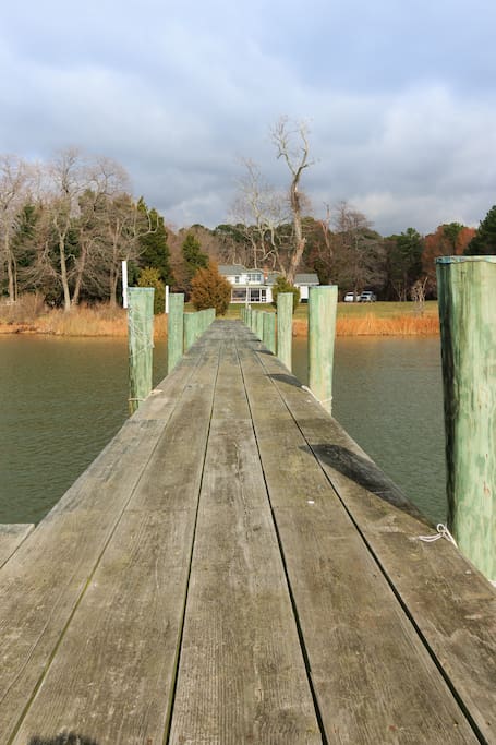 Dock with Boat Lift