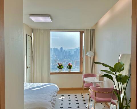 2 minutes from Seolleung Station/Long-term accommodation discount/Gangnam high-rise panoramic view/3 people available/Living room spacious accommodation/COEX, Lotte World/Food Alley