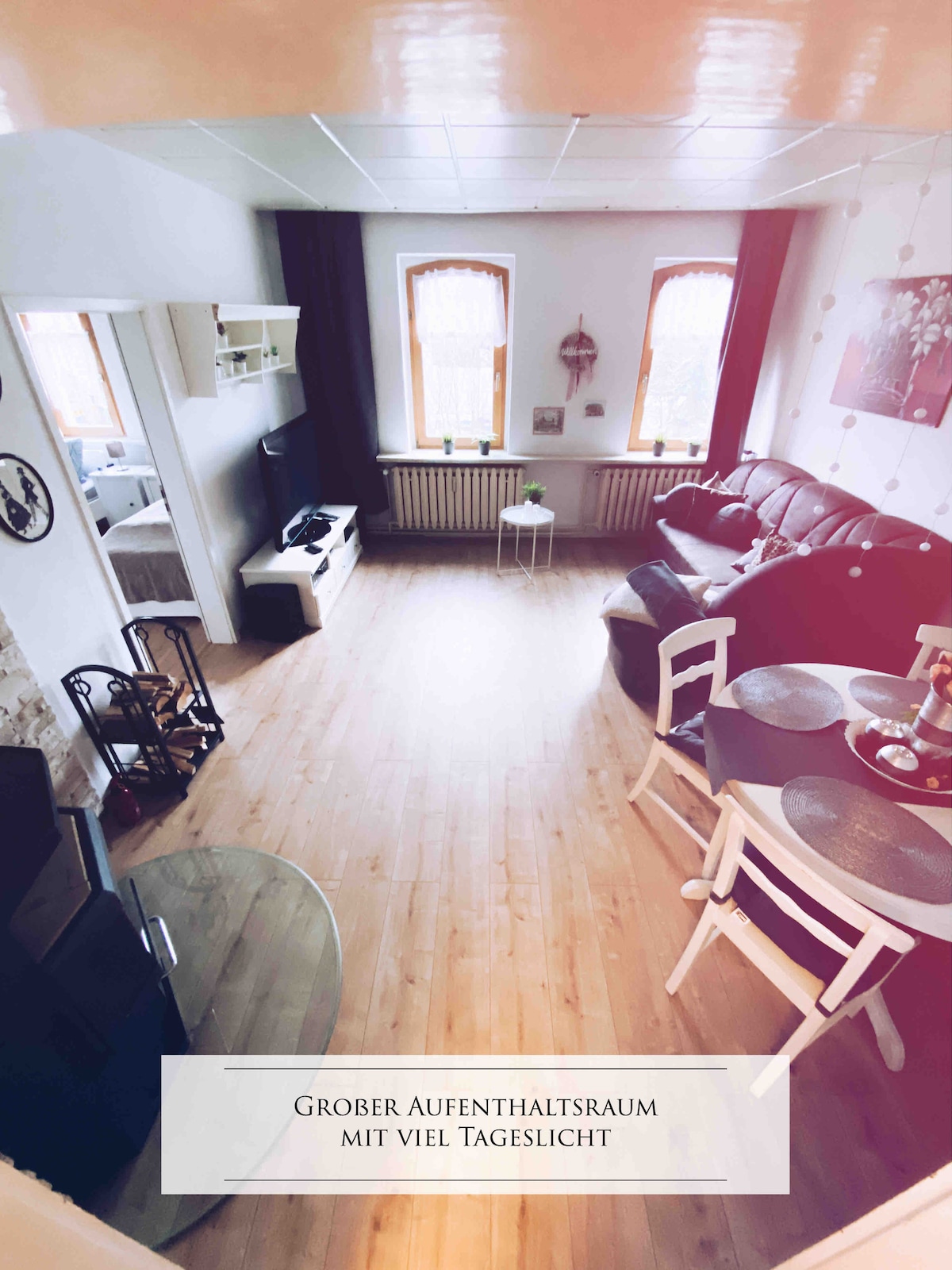 Top Airbnb: 3-room apartment on the Auensee with fireplace & balcony in Möckern