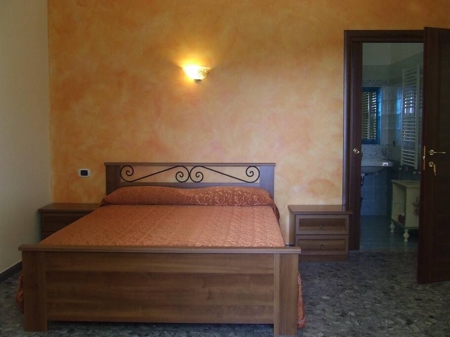 La stanza con bagno