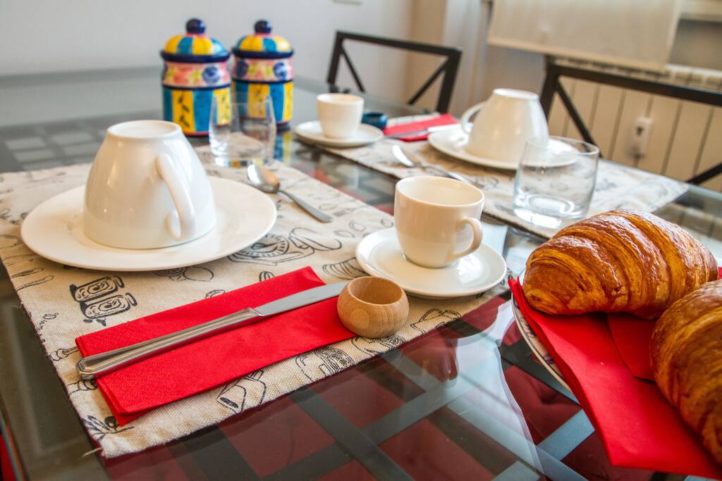 The breakfast equipment