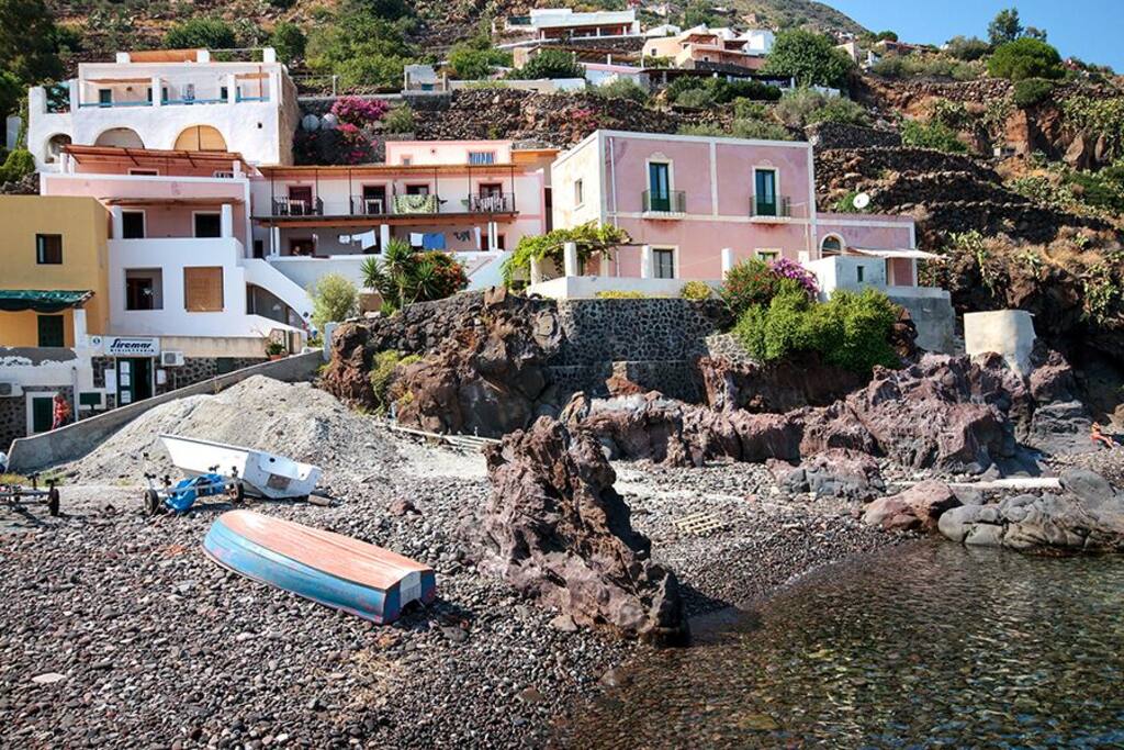 Posizione , sulla spiaggia.