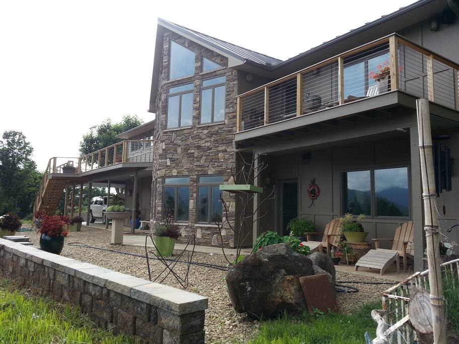 MILLION DOLLAR VIEWS - Casas en alquiler en Burnsville, Carolina del