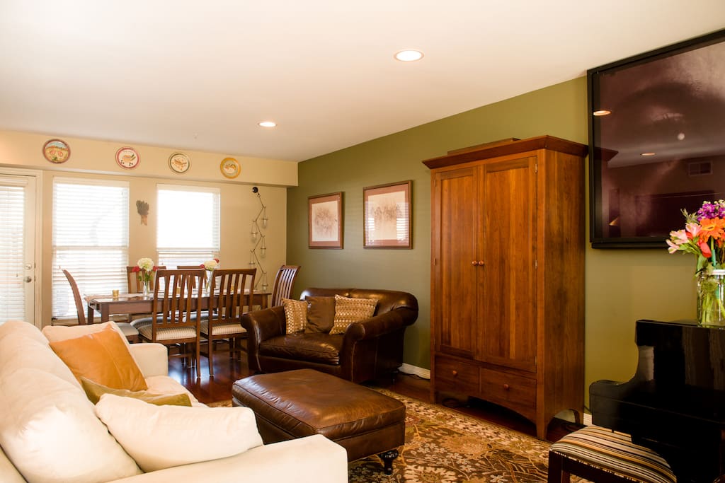 Dining room, Living Area, Flat screen TV in Armoire