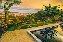 Piece of Paradise is now in Atenas