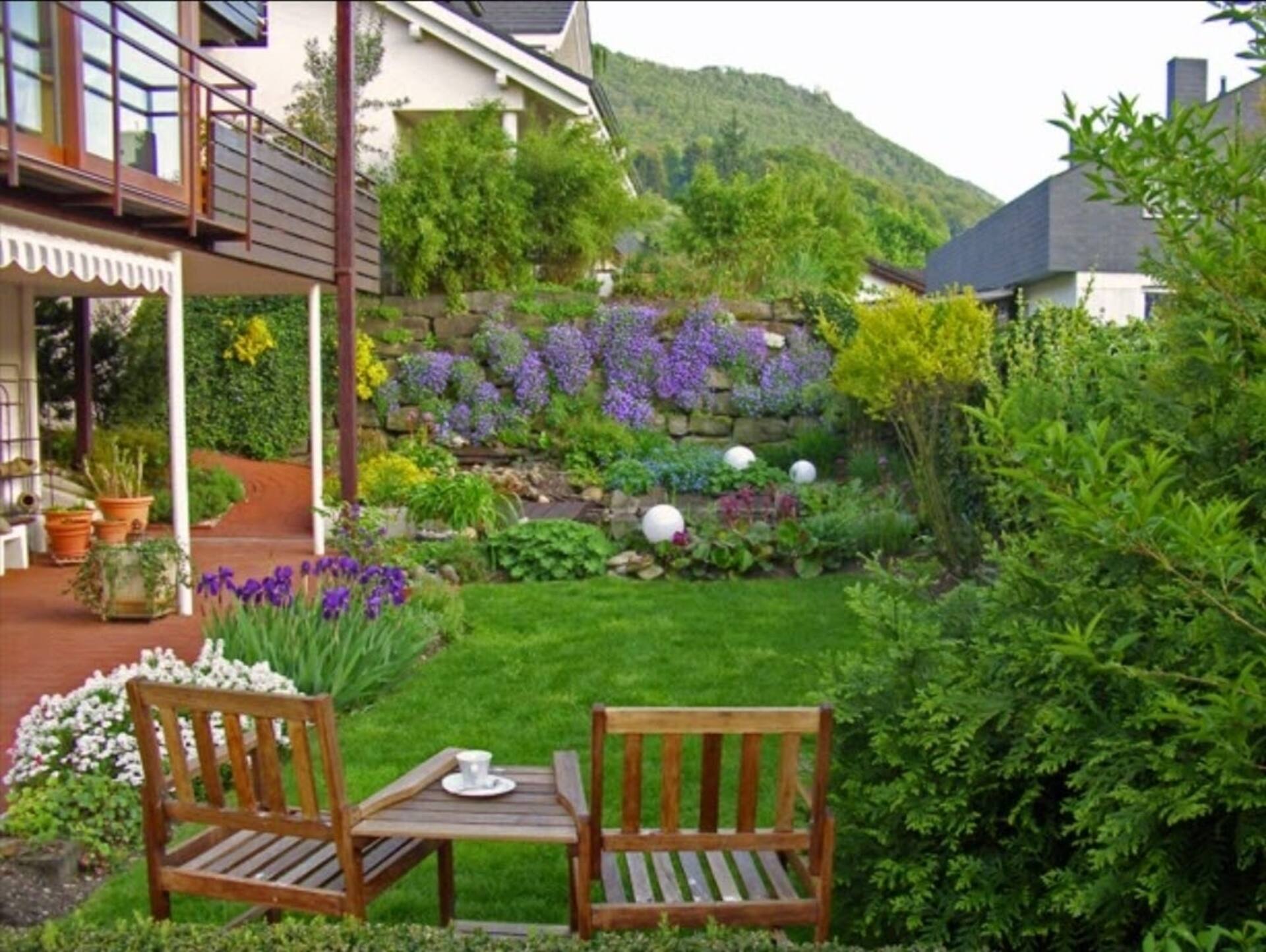 Apartment and Reußenstein with grill and great garden
