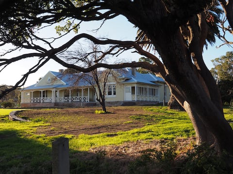 Exclusive Barossa country lodge/retreat