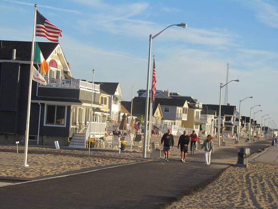 Beach Bungalow 3 Blocks to Ocean Bungalows for Rent in Manasquan, New
