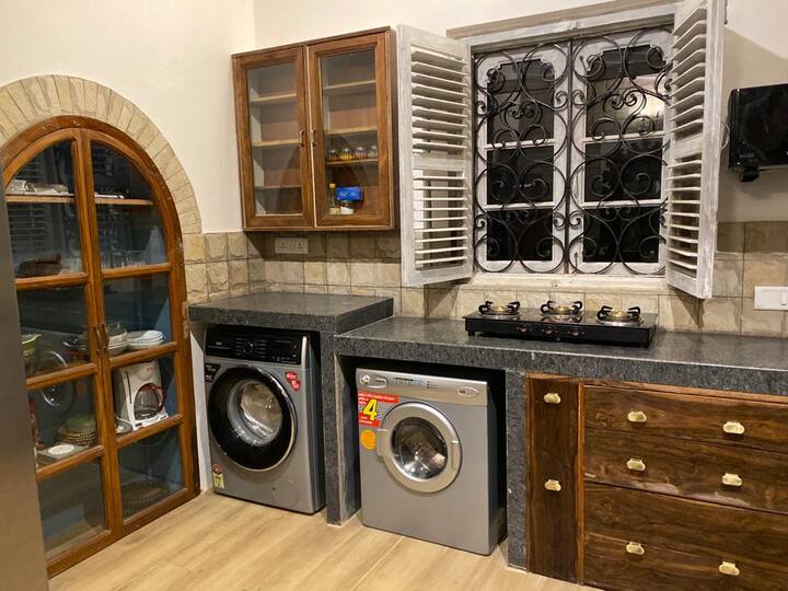 Fully loaded kitchen