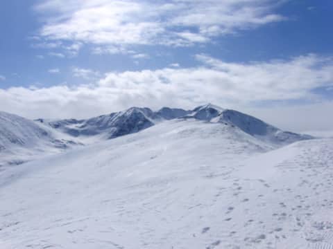 150m to the Gondola, Borovets Resort Flora Hotel