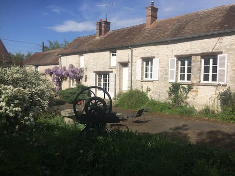 Former Farm - only 1h from Paris